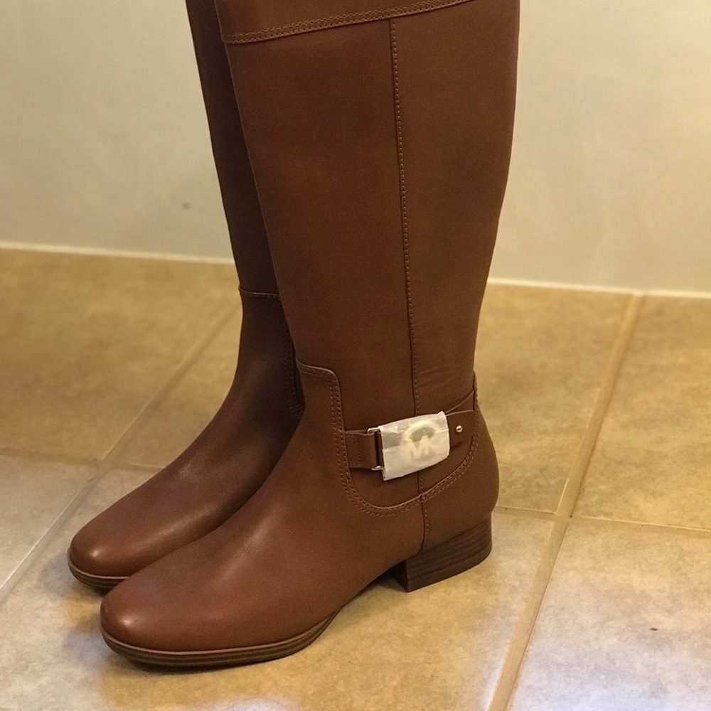 New Michael Kors boots - Picture 3 of 5